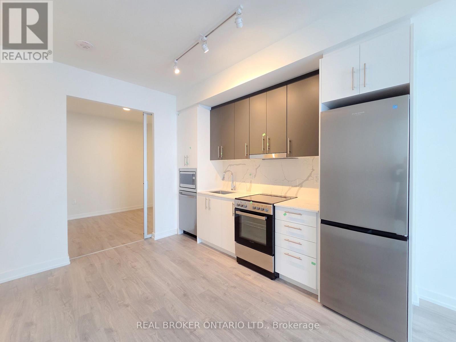 9763 Markham Road, Markham, Ontario  L6E 0W4 - Photo 2 - N13595460