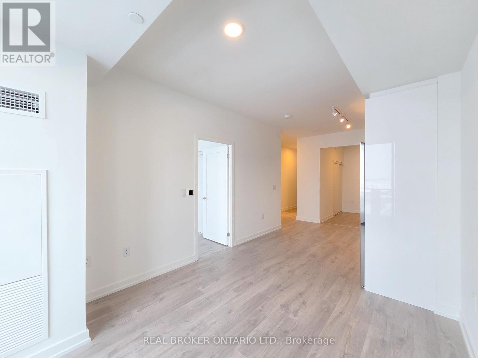 9763 Markham Road, Markham, Ontario  L6E 0W4 - Photo 5 - N13595460