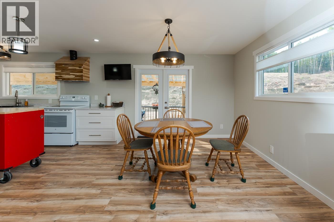22655 Camp Road, Prince George, British Columbia  V2K 5M1 - Photo 9 - R3149083