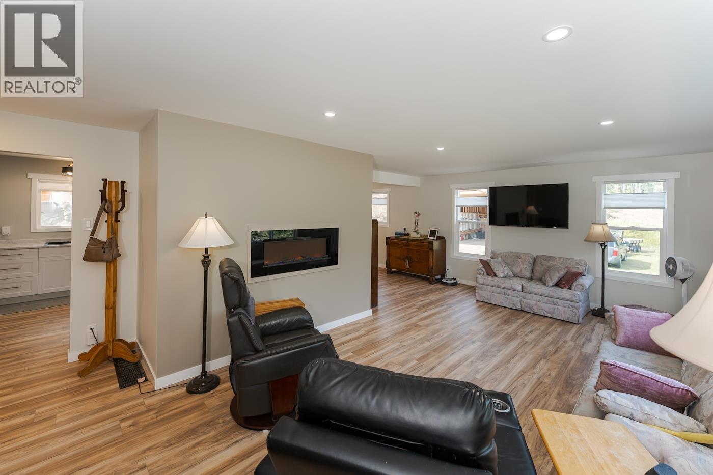 22655 Camp Road, Prince George, British Columbia  V2K 5M1 - Photo 15 - R3149083