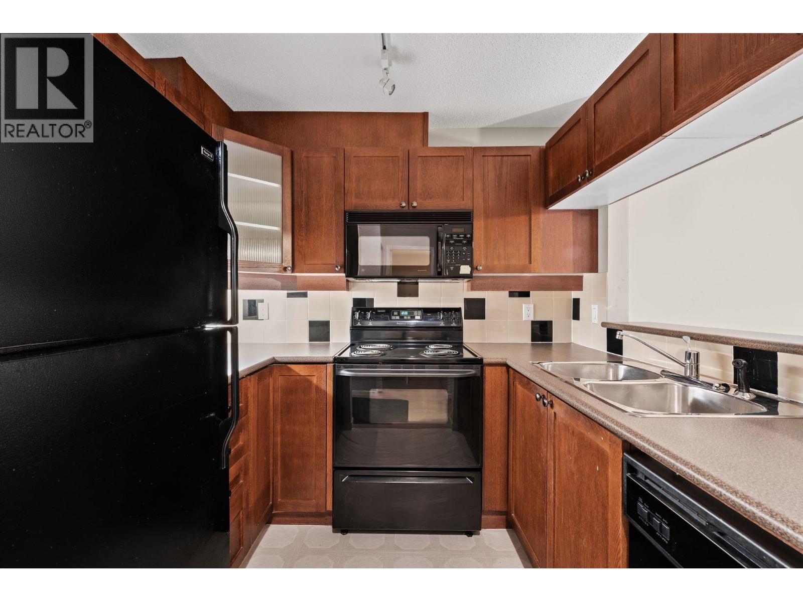 205 5600 Andrews Road, Richmond, British Columbia  V7E 6N1 - Photo 2 - R3148805