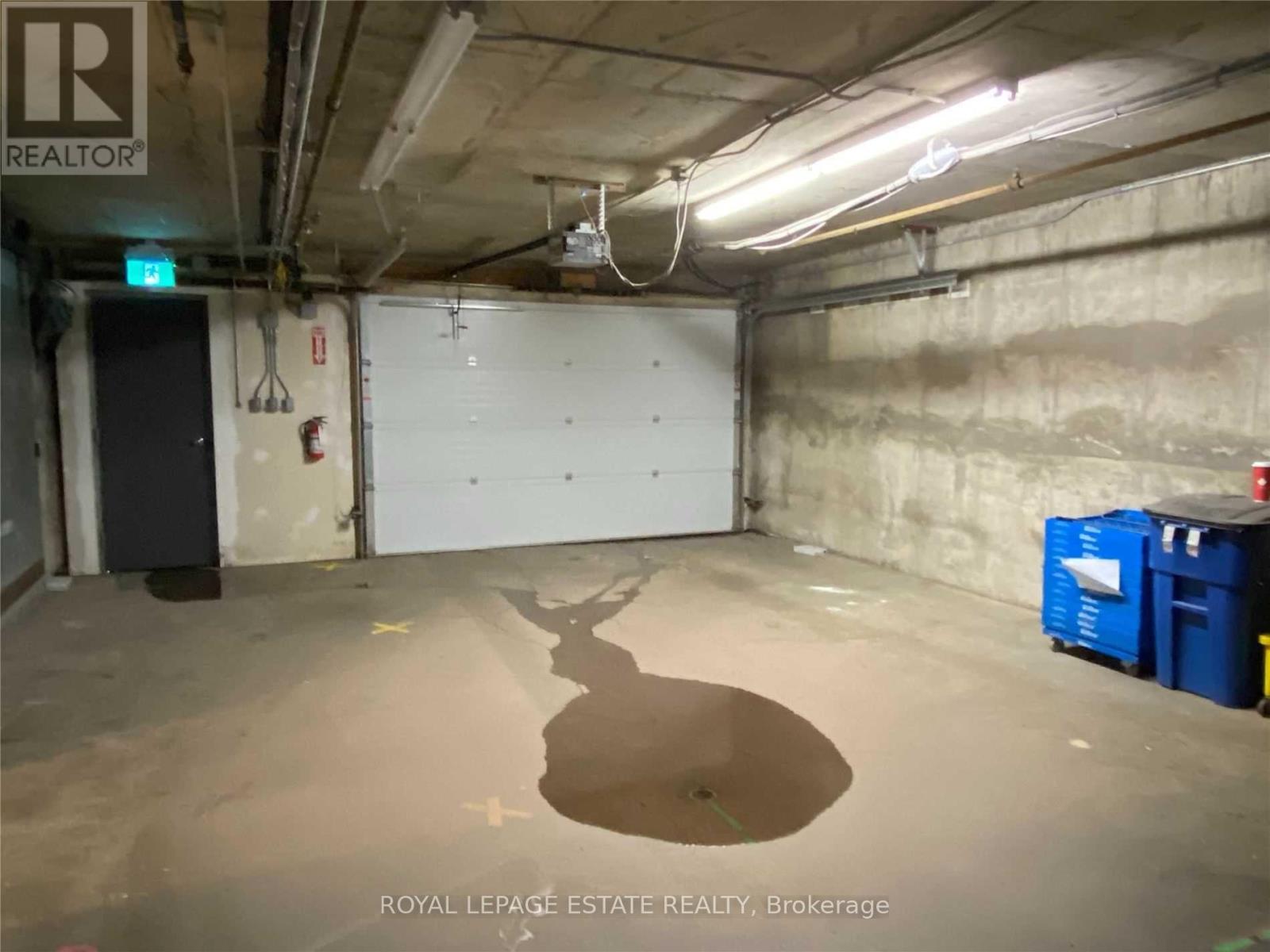 Lower - 4894-4896 Dundas Street W, Toronto, Ontario M9A 1B5 - Photo 5 - W13595404