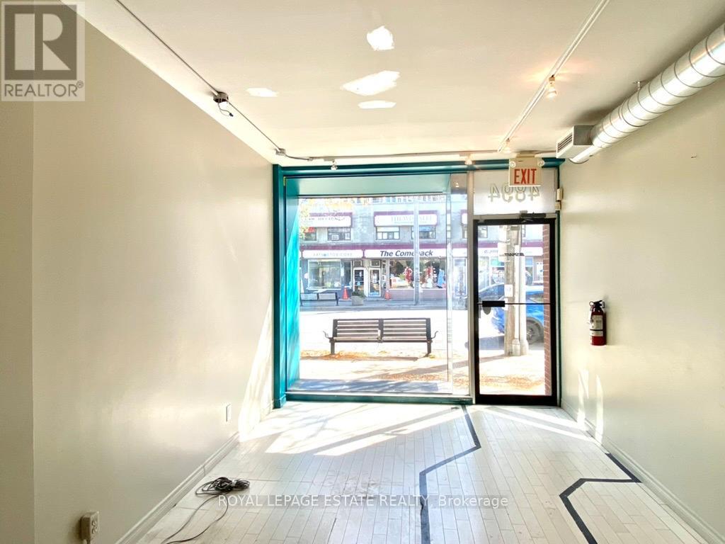 2-3 - 4894-4896 Dundas Street W, Toronto, Ontario  M9A 1B5 - Photo 2 - W13595406