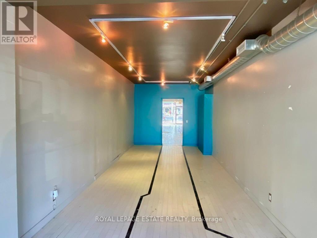2-3 - 4894-4896 Dundas Street W, Toronto, Ontario  M9A 1B5 - Photo 3 - W13595406