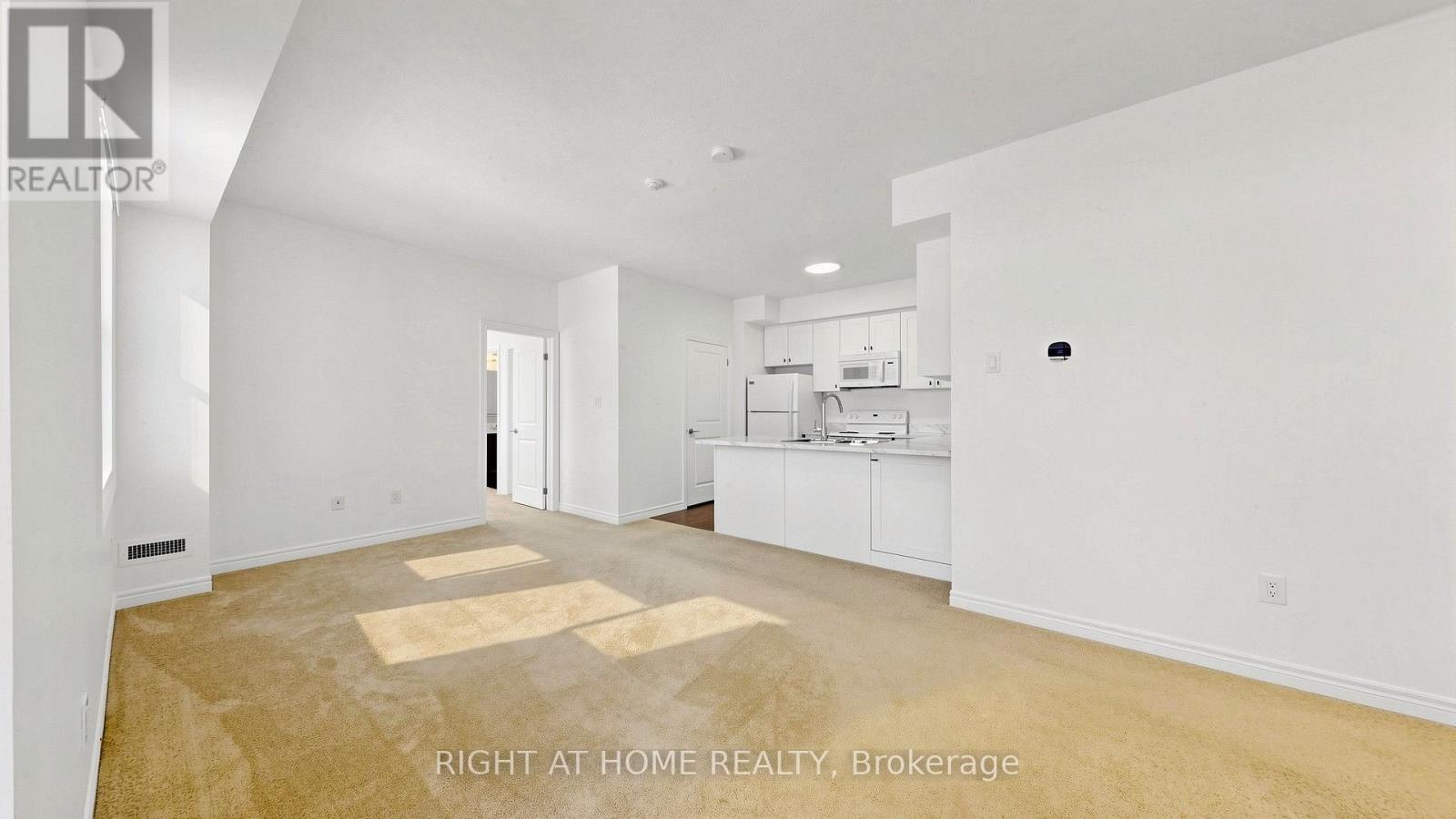 205 - 2333 Sawgrass Drive, Oakville (Ro River Oaks), Ontario  L6H 0L2 - Photo 7 - W13595408