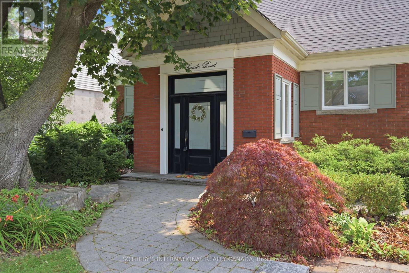 69 Wanita Road, Mississauga, Ontario  L5G 1B5 - Photo 2 - W13595432