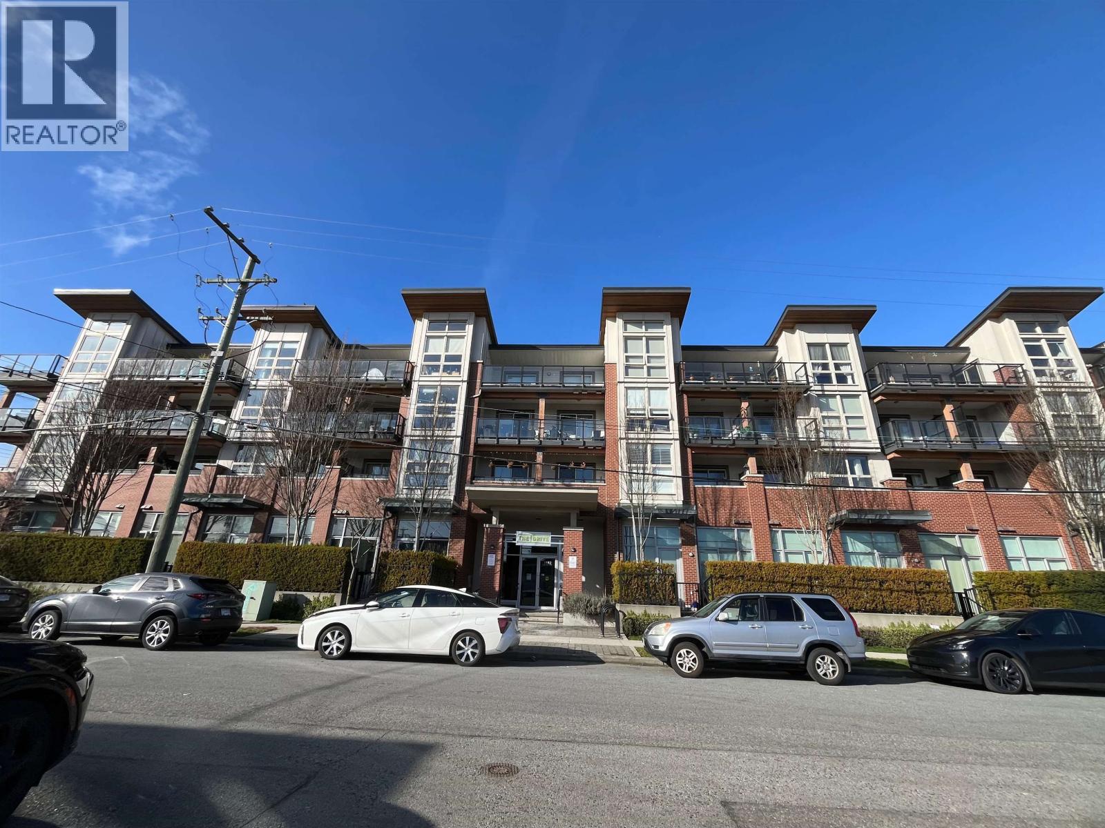 209 1182 W 16th Street, North Vancouver, British Columbia  V7P 0B3 - Photo 2 - R3098567