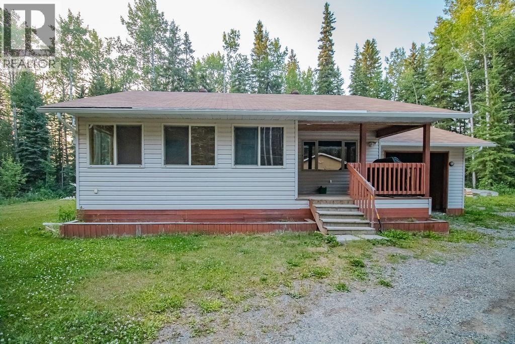 2046 Goetjen Road, Fort St. James, British Columbia  V0J 1P0 - Photo 24 - R3148086