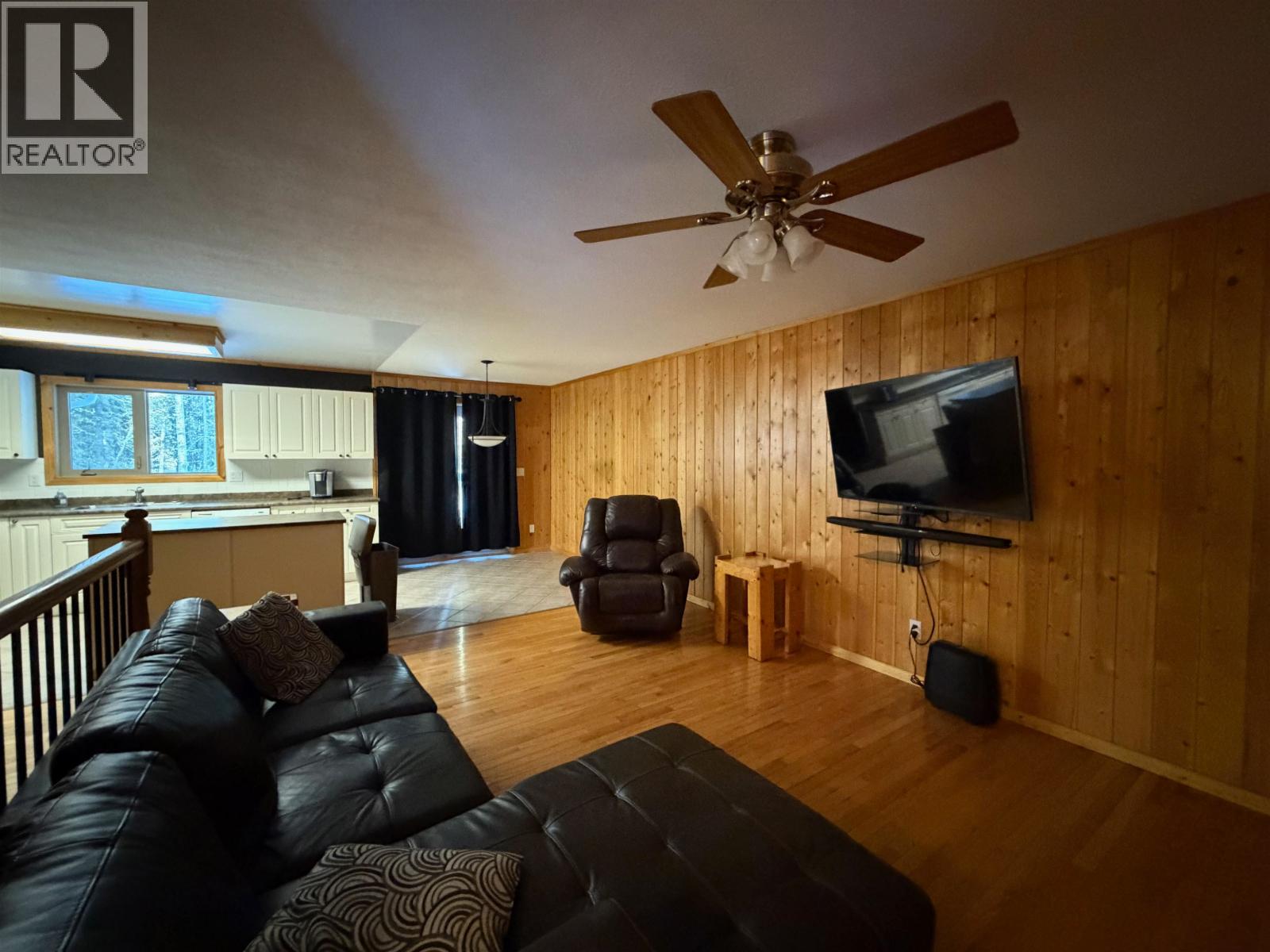 2046 Goetjen Road, Fort St. James, British Columbia  V0J 1P0 - Photo 9 - R3148086
