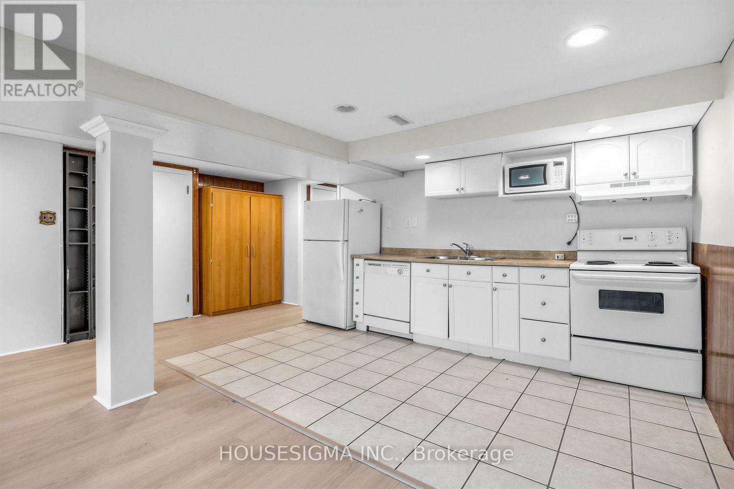Lower Unit - 51 Tisdale Avenue, Toronto (Victoria Village), Ontario  M4A 1Y6 - Photo 4 - C13595532