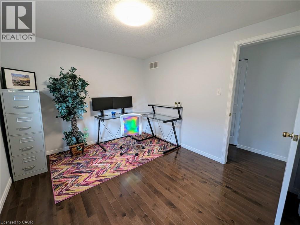 553 Blue Beech Boulevard, Waterloo, Ontario  N2V 2T4 - Photo 15 - 40850366