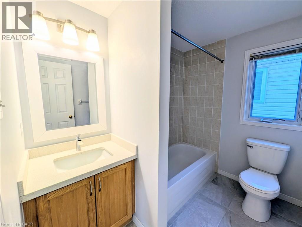 553 Blue Beech Boulevard, Waterloo, Ontario  N2V 2T4 - Photo 22 - 40850366