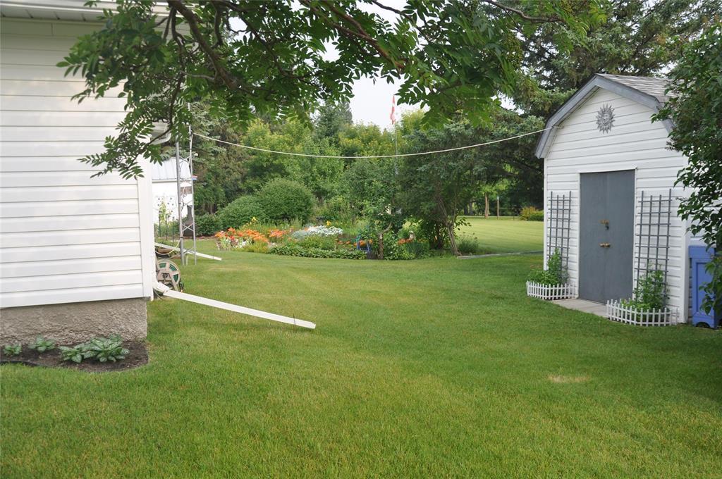 108 Allan Street, Oakburn, Manitoba  R0J 1L0 - Photo 6 - 202617299