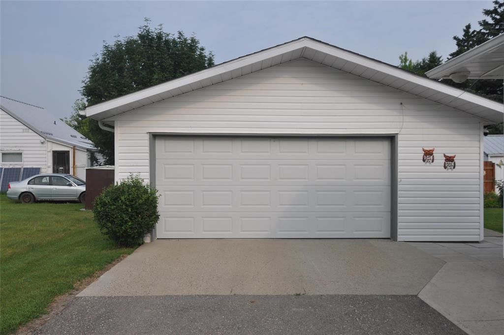 108 Allan Street, Oakburn, Manitoba  R0J 1L0 - Photo 2 - 202617299