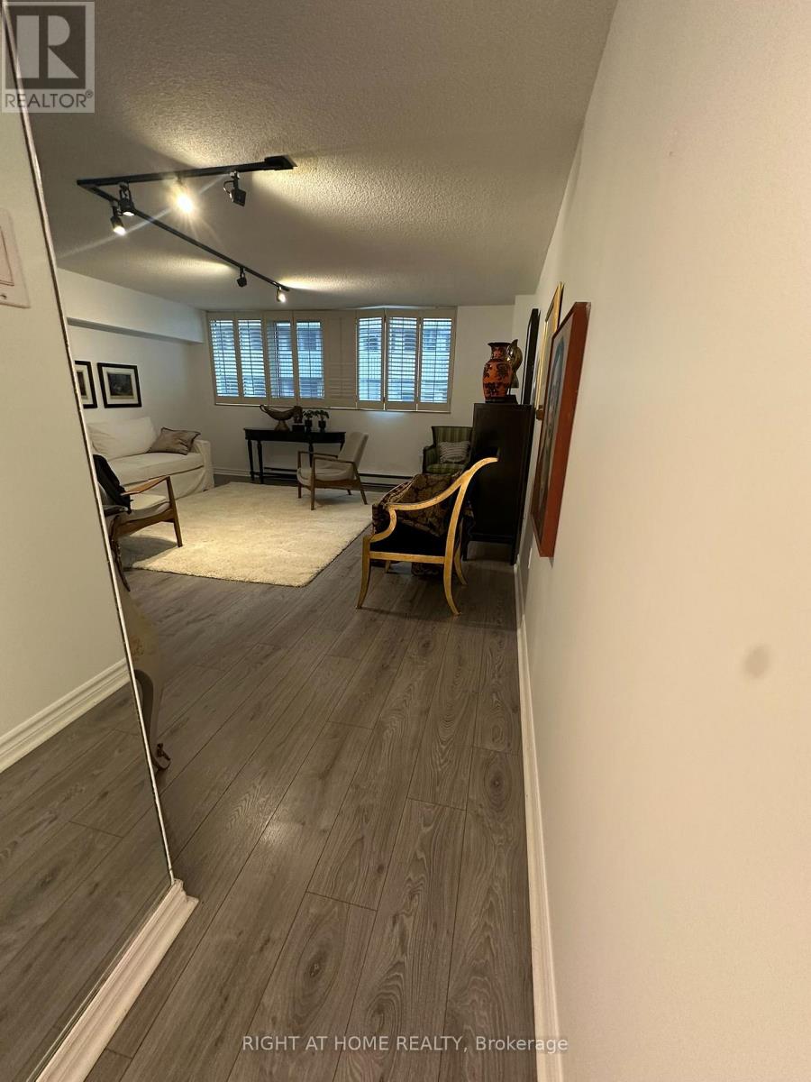 411 - 360 Bloor Street E, Toronto, Ontario  M4W 3M3 - Photo 10 - C13465382