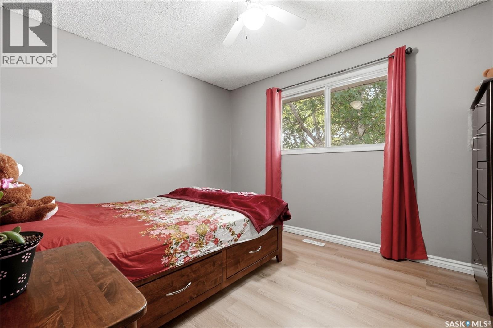 47 Symons Place, Regina, Saskatchewan  S4X 1M7 - Photo 13 - SK043438