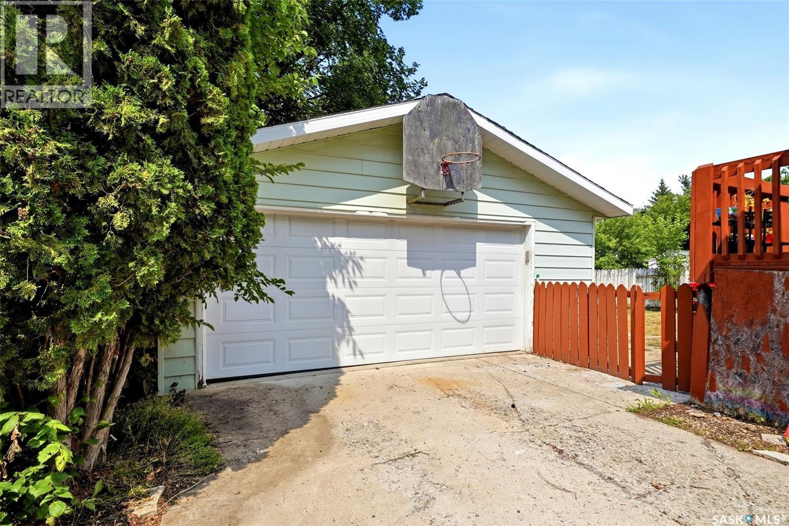 47 Symons Place, Regina, Saskatchewan  S4X 1M7 - Photo 34 - SK043438