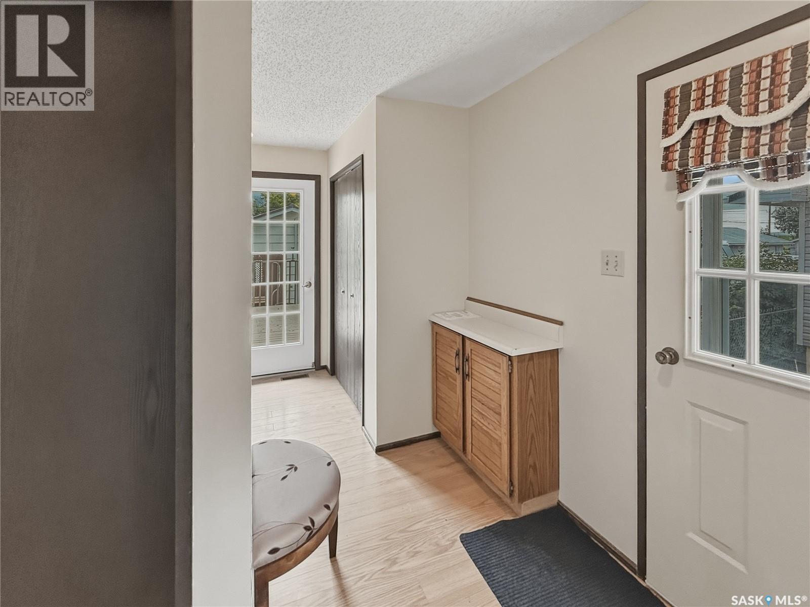 512 1st Street N, Cabri, Saskatchewan  S0N 0J0 - Photo 19 - SK043337