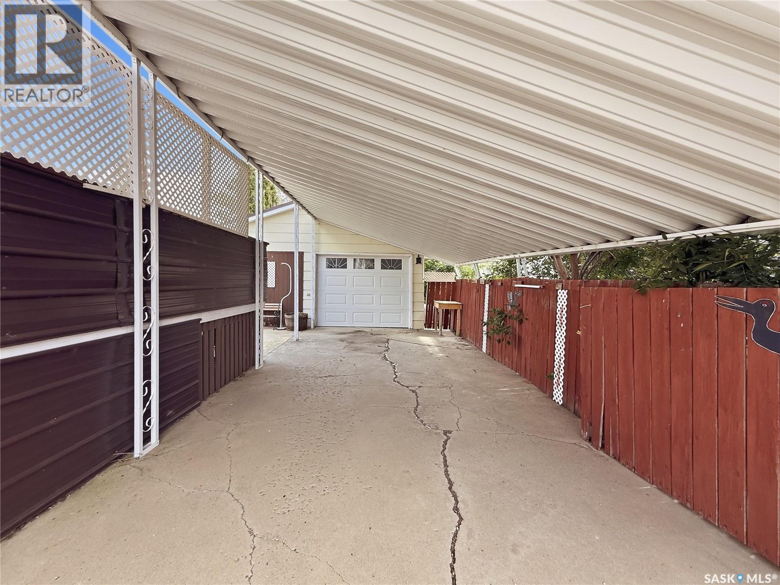 512 1st Street N, Cabri, Saskatchewan  S0N 0J0 - Photo 35 - SK043337