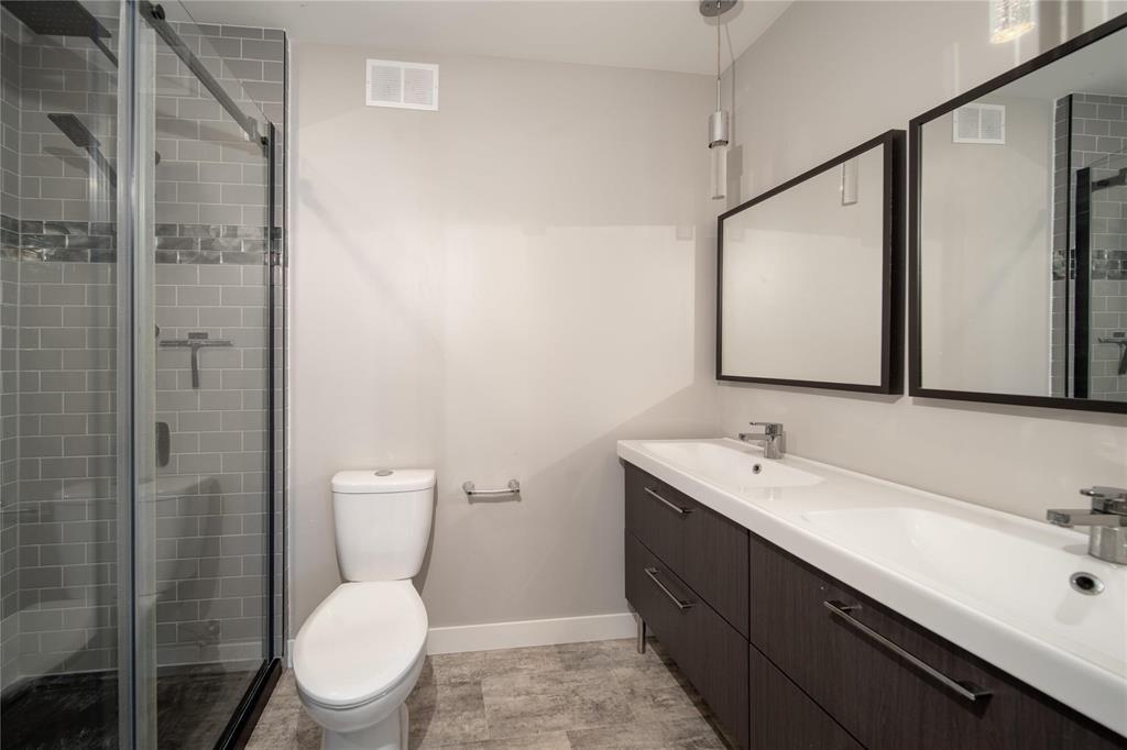 1 Aston Cove, Steinbach, Manitoba R5G 2P2 - Photo 12 - 202616916