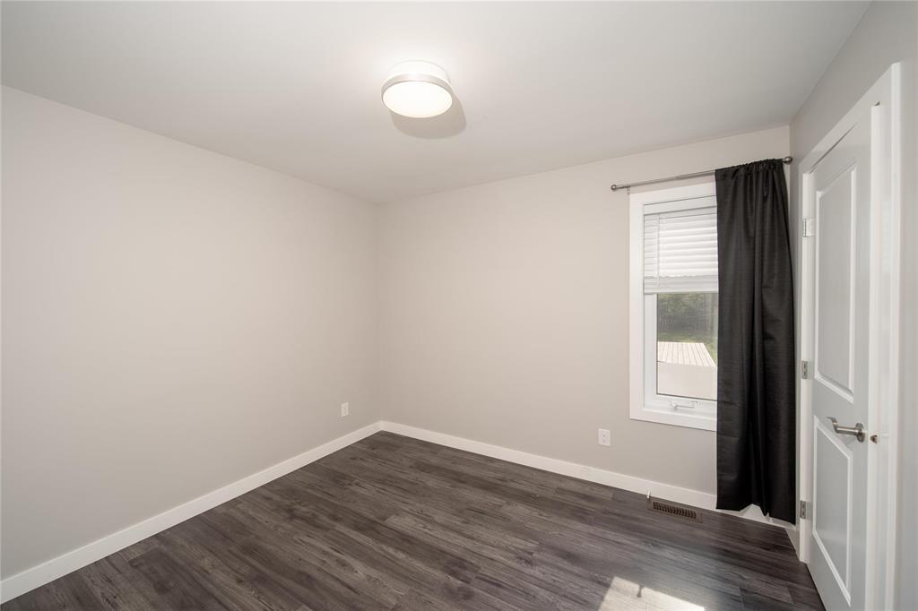 1 Aston Cove, Steinbach, Manitoba R5G 2P2 - Photo 13 - 202616916
