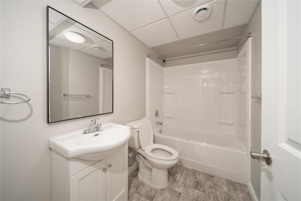 1 Aston Cove, Steinbach, Manitoba R5G 2P2 - Photo 20 - 202616916