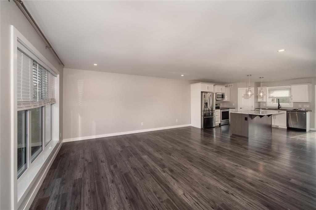 1 Aston Cove, Steinbach, Manitoba R5G 2P2 - Photo 7 - 202616916