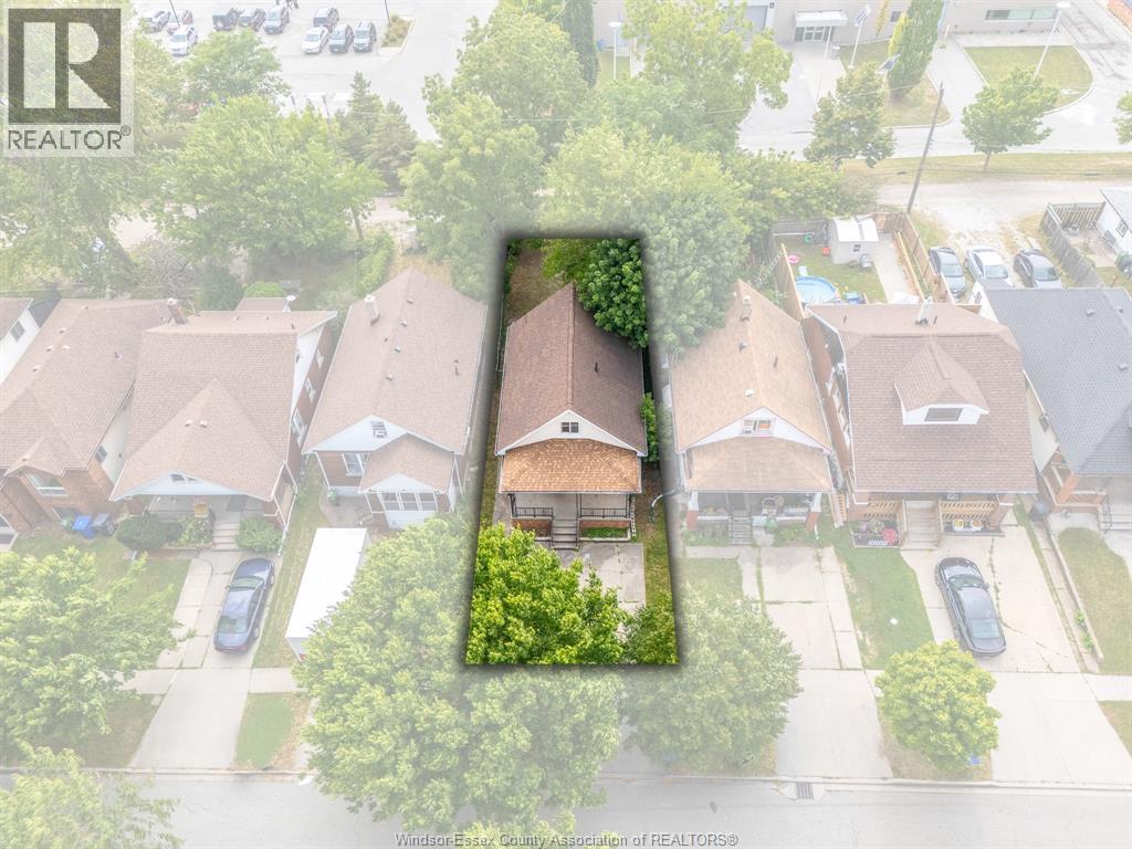691 Randolph, Windsor, Ontario  N9B 2T7 - Photo 47 - 26017779