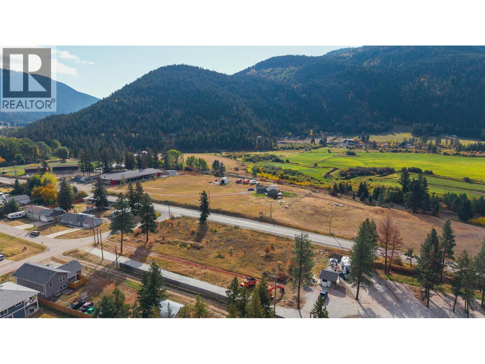 2946 Westridge Drive, Falkland, British Columbia  V0E 1W0 - Photo 18 - 10365408