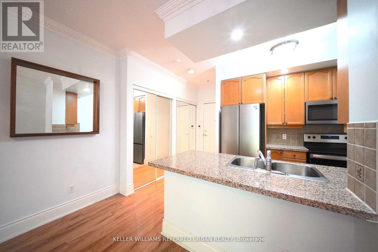 212 - 10 Northtown Way, Toronto, Ontario  M2N 7L4 - Photo 2 - C13595612