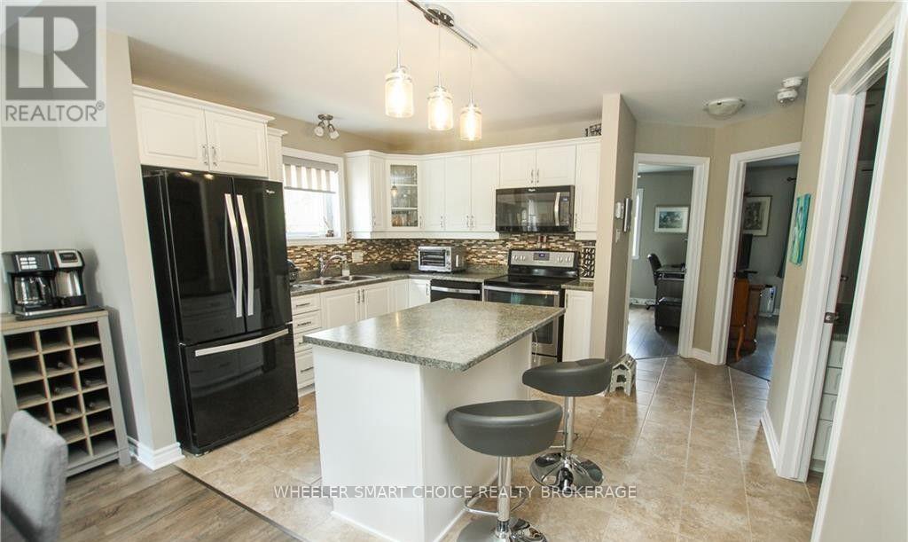 214 - 226 First Street, Cornwall, Ontario  K6H 0G2 - Photo 9 - X13595582