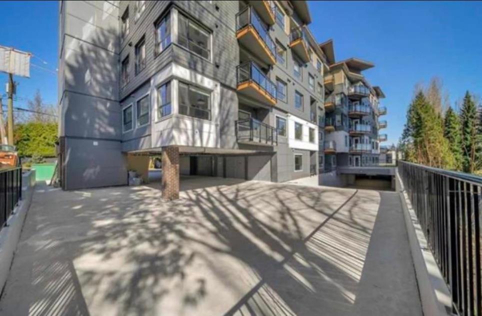 106 33568 GEORGE FERGUSON WAY
