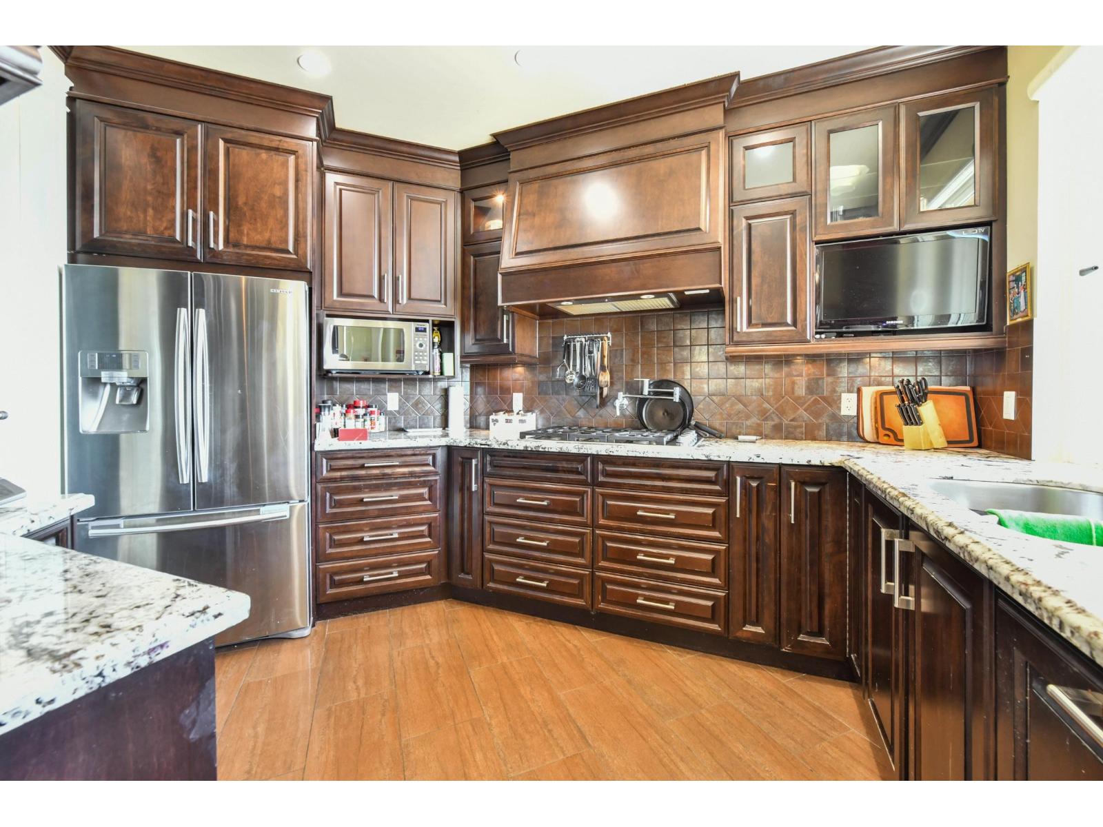 Listing image 13