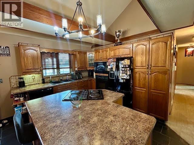 5516 Minnaker Crescent, Fort Nelson, British Columbia  V0C 1R0 - Photo 7 - R3148654