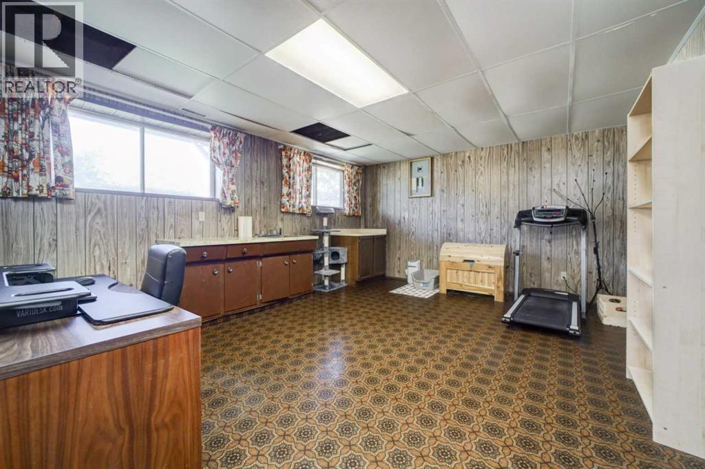 532 Indian Street, Pincher Creek, Alberta  T0K 1W0 - Photo 30 - A2326998