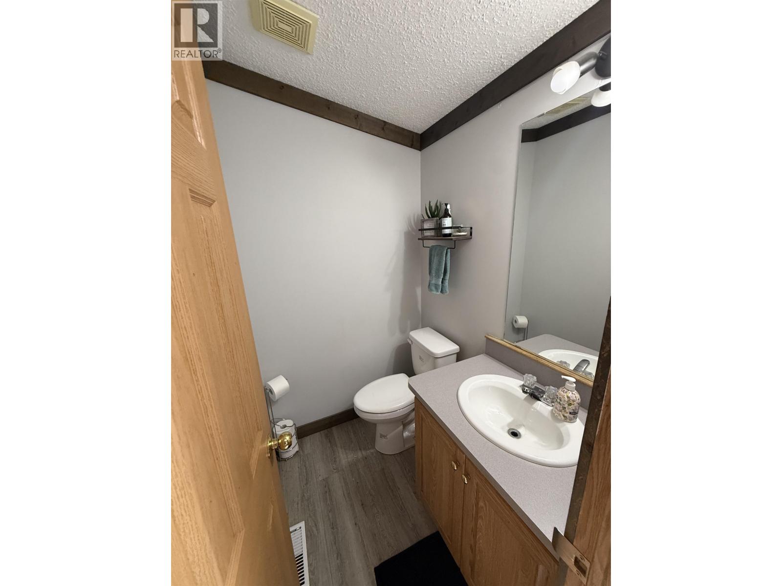 10296 101 Street, Taylor, British Columbia  V0C 2K0 - Photo 17 - R3149210