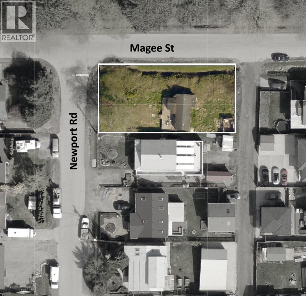 38896 NEWPORT ROAD, Squamish