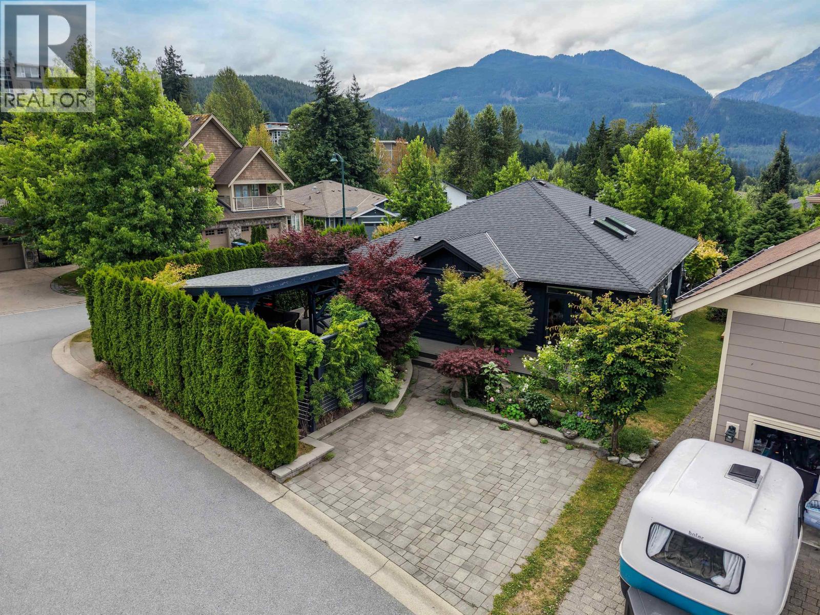2985 Strangway Place, Squamish, British Columbia  V8B 0P8 - Photo 13 - R3149187