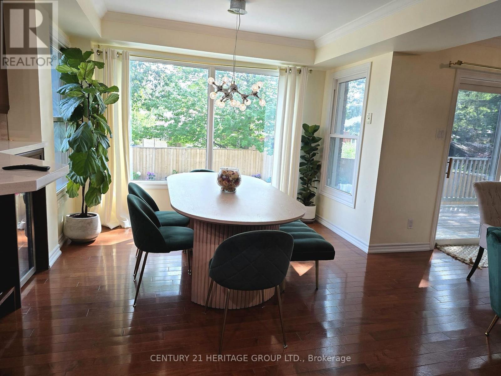 163 Fox Run, Barrie, Ontario  L4N 6E3 - Photo 4 - S13595644