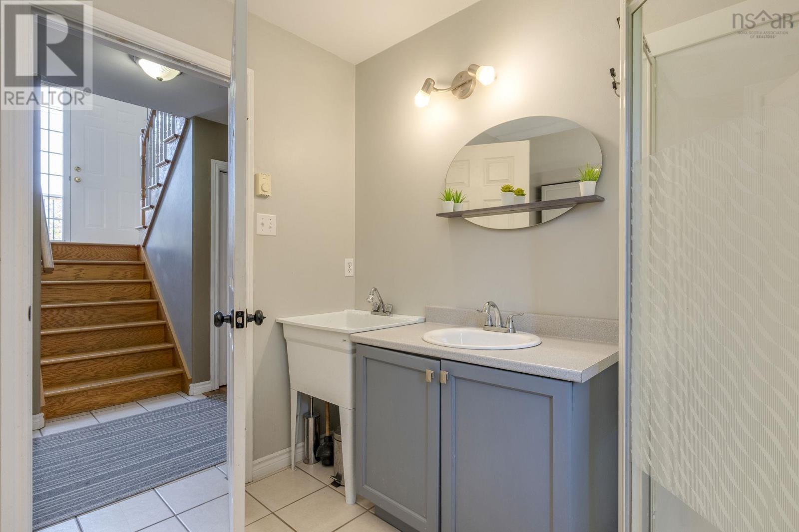 16 Quindora Crescent, Dartmouth, Nova Scotia  B2W 6G3 - Photo 34 - 202618350