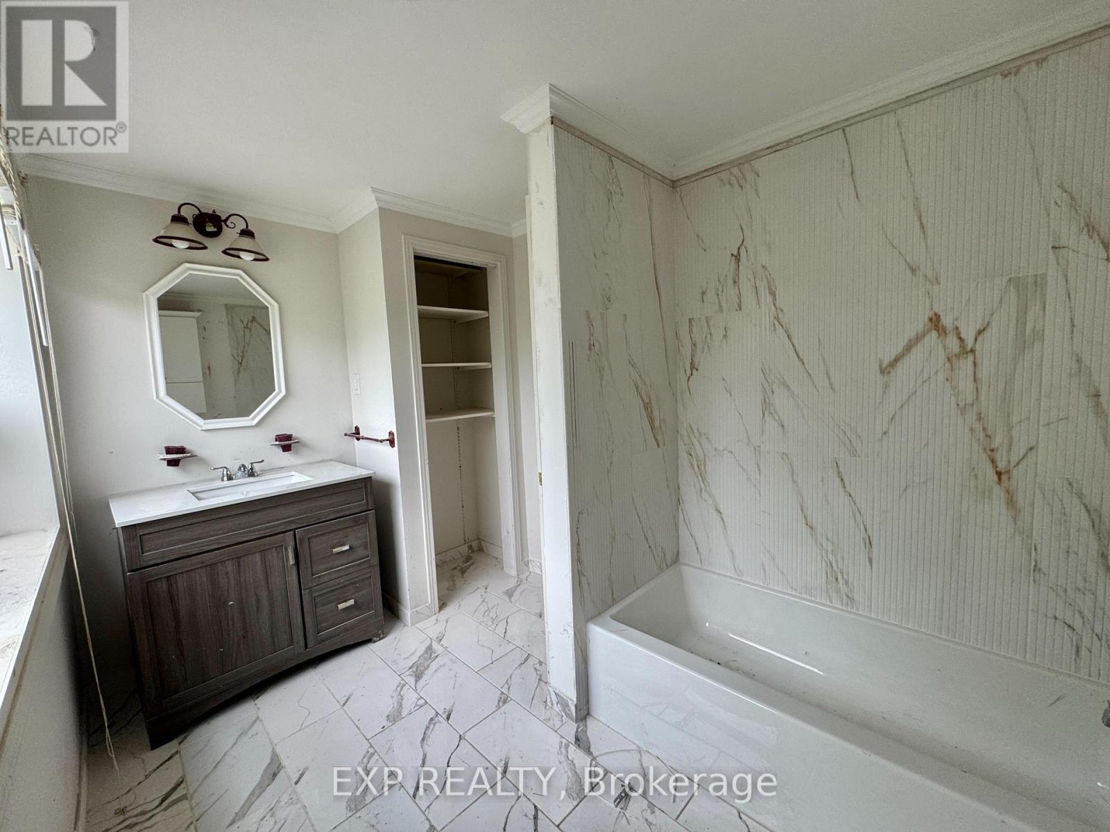 A - 112 Baseline Road E, Clarington, Ontario  L1C 1A2 - Photo 10 - E13595728