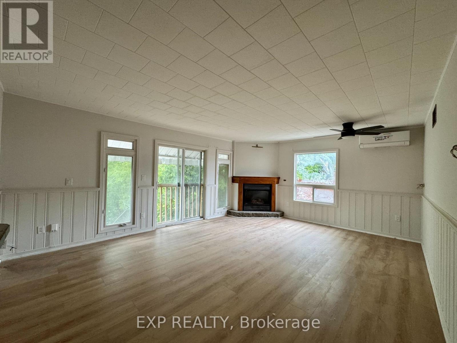A - 112 Baseline Road E, Clarington, Ontario  L1C 1A2 - Photo 3 - E13595728