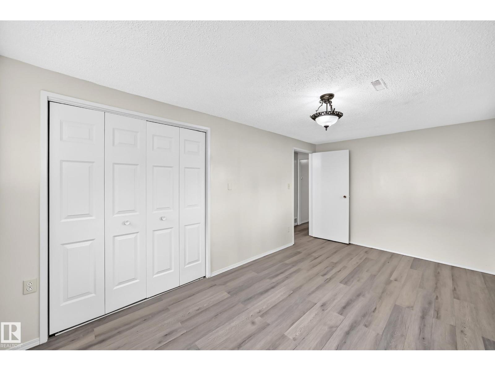 Unknown Address, ,    - Photo 50 - E4500158