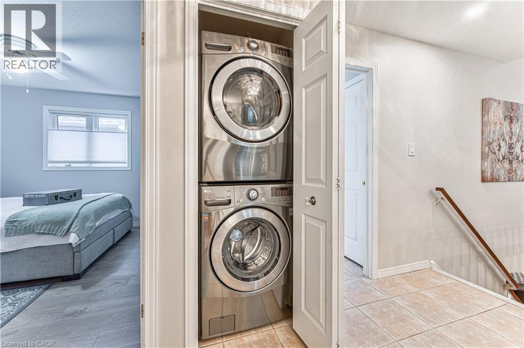 418 Sandbanks Crescent, Waterloo, Ontario  N2V 2H2 - Photo 12 - 40849912