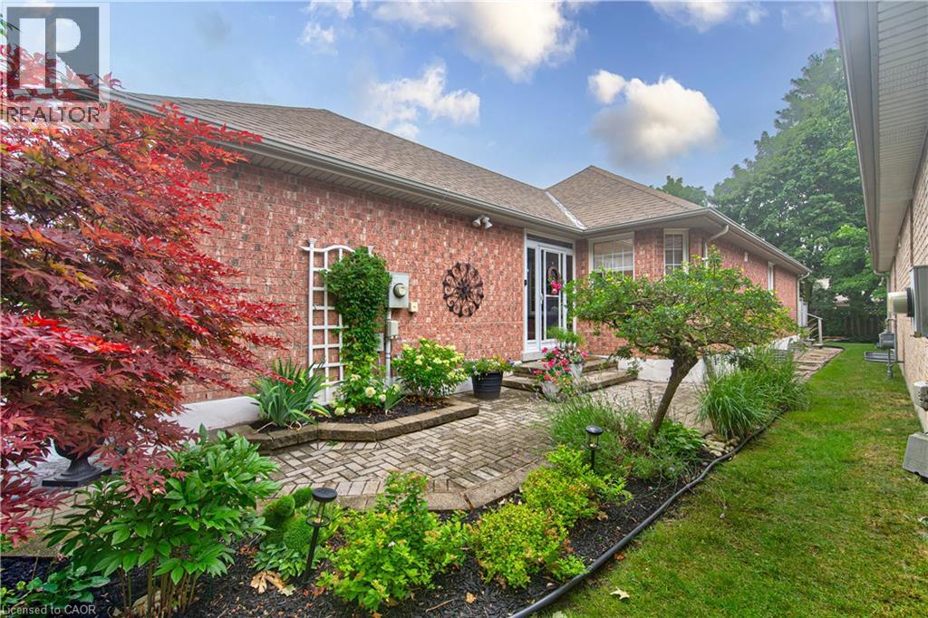 418 Sandbanks Crescent, Waterloo, Ontario  N2V 2H2 - Photo 4 - 40849912