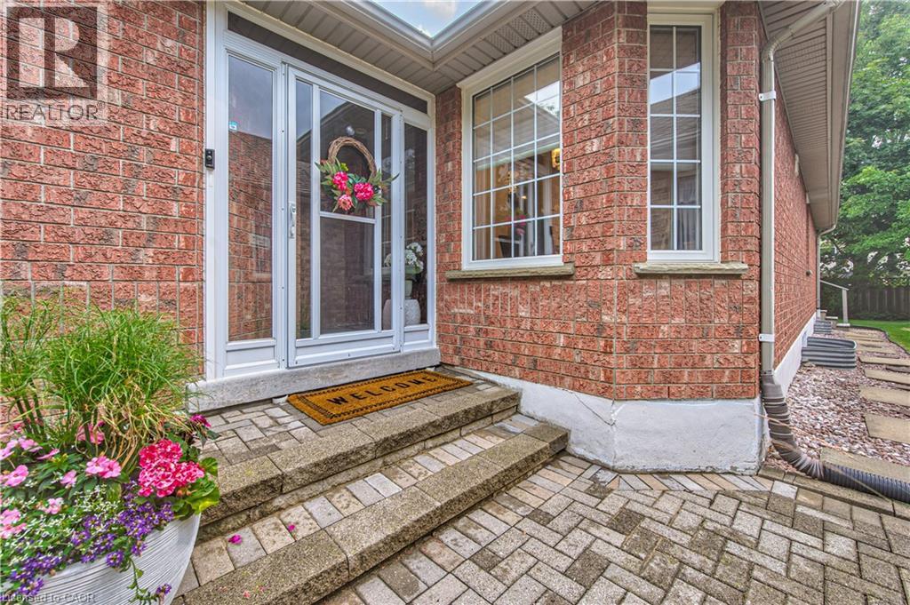 418 Sandbanks Crescent, Waterloo, Ontario  N2V 2H2 - Photo 6 - 40849912