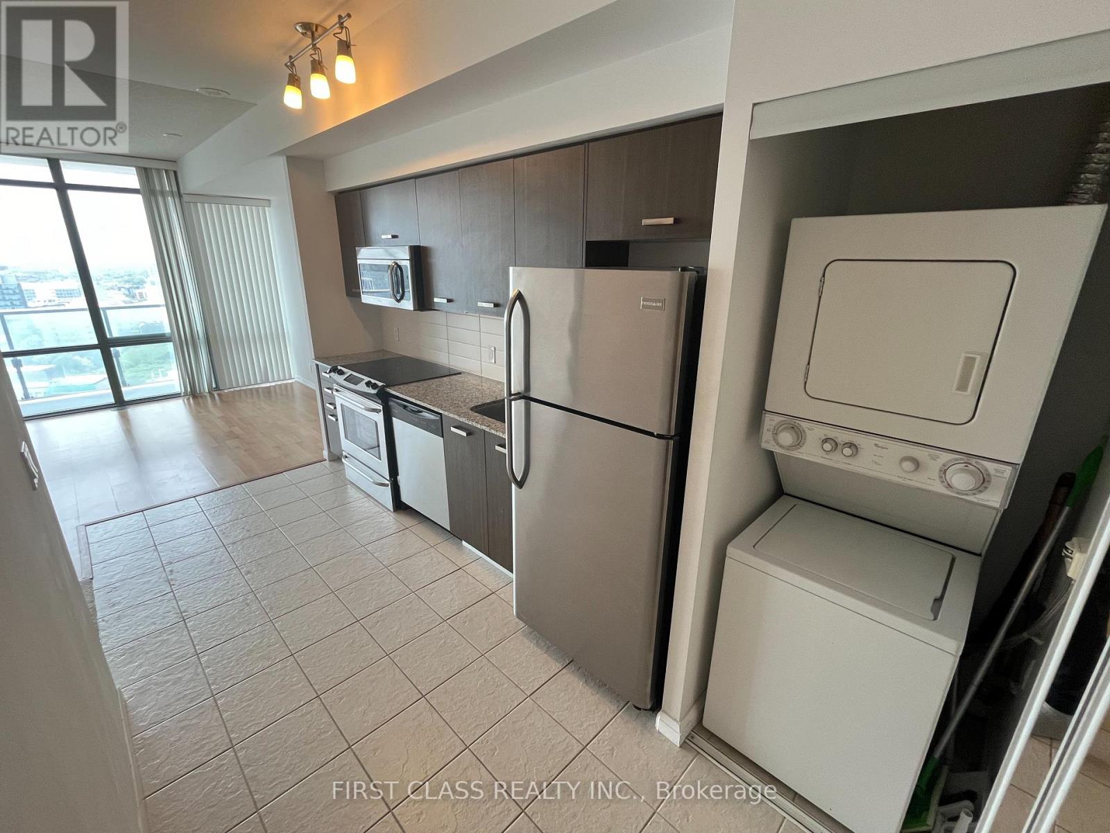 2401 - 832 Bay Street, Toronto, Ontario  M5S 1Z6 - Photo 5 - C13595770