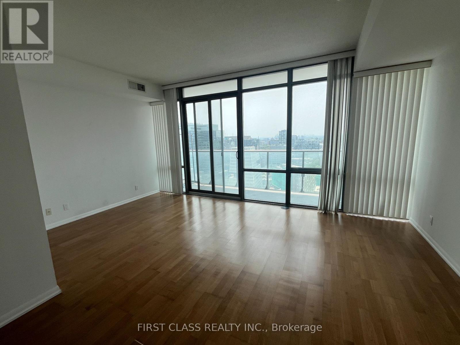 2401 - 832 Bay Street, Toronto, Ontario  M5S 1Z6 - Photo 9 - C13595770