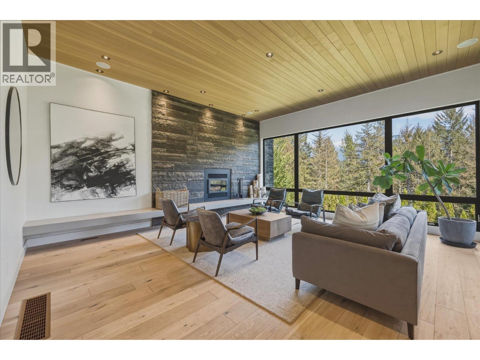 8206 Mountain View Drive, Whistler, British Columbia  V8E 0G3 - Photo 6 - R3149235