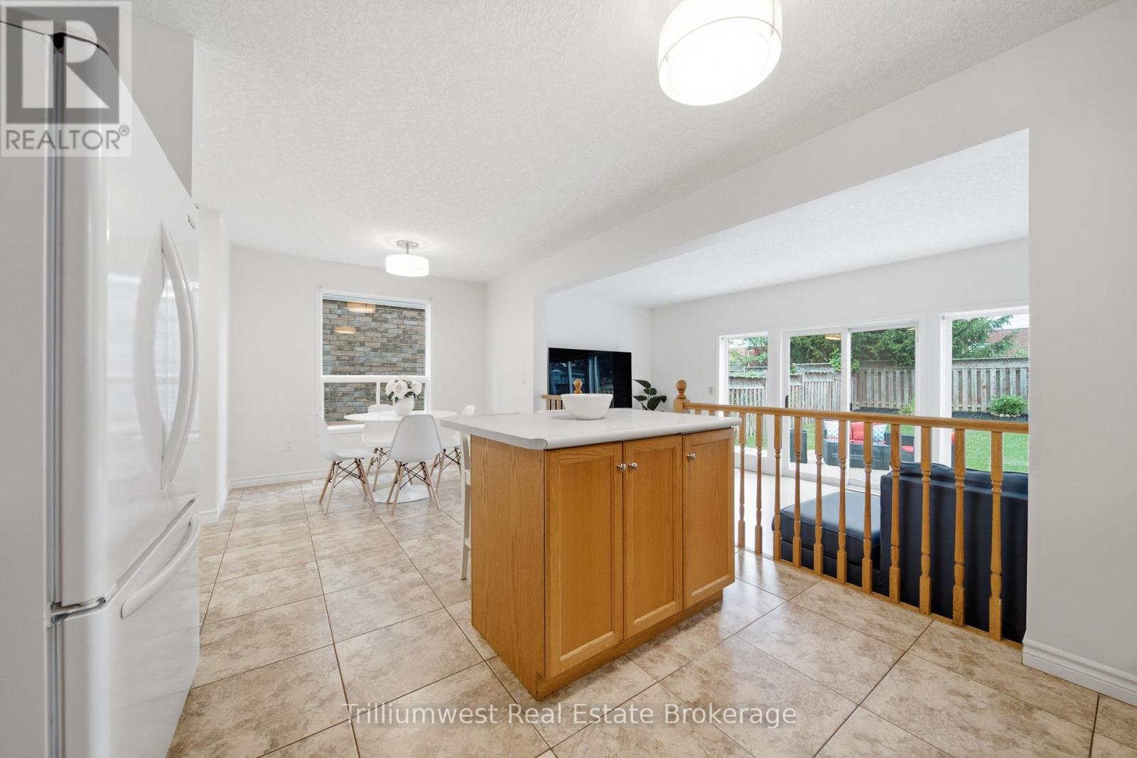 518 Brookmill Crescent, Waterloo, Ontario  N2V 2M1 - Photo 10 - X13595776
